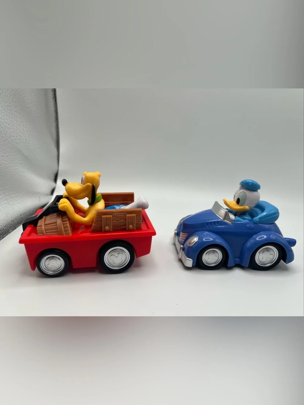 Disney Pluto Dog Red Wagon Donald Blue Car Pull Back Toy
